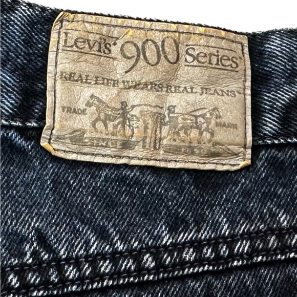 90’s Vintage Levi’s 900 Series Silver Tag Jeans. Women’s Size 14 Relaxed Fit - Picture 5 of 16